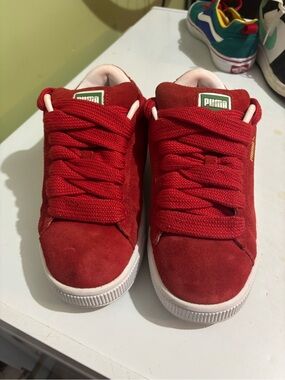Puma Kids' Red Suede Low-Top Sneakers